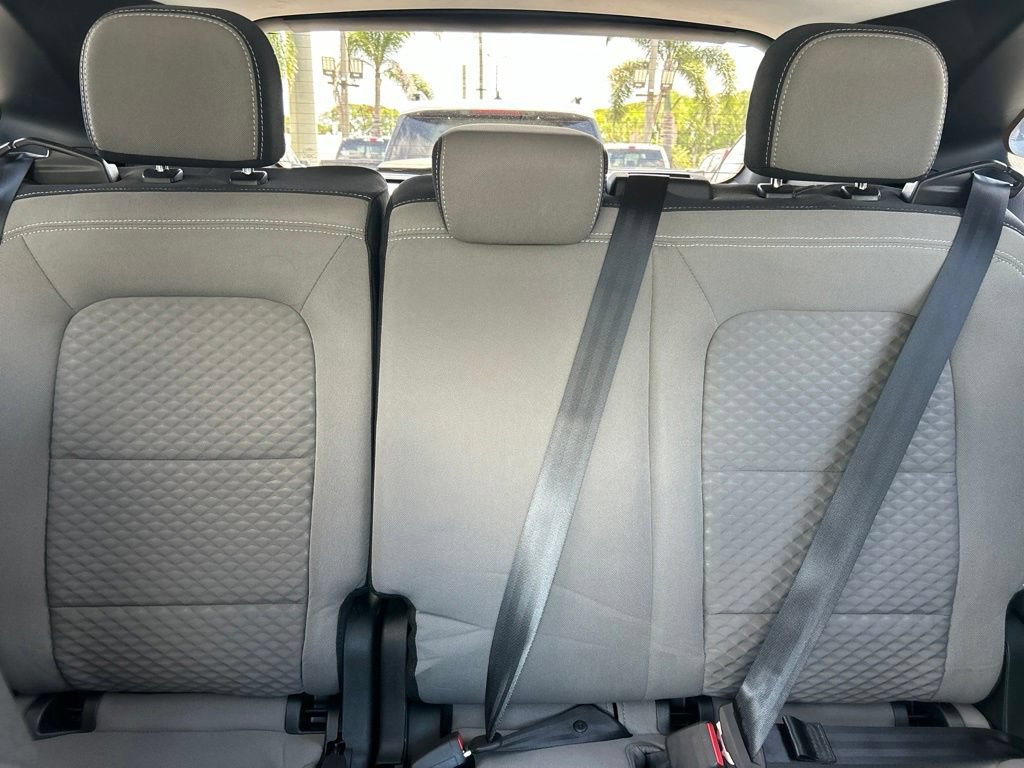 Used 2022 Ford Escape SE w/ SE Sport Appearance Package FWD image 13