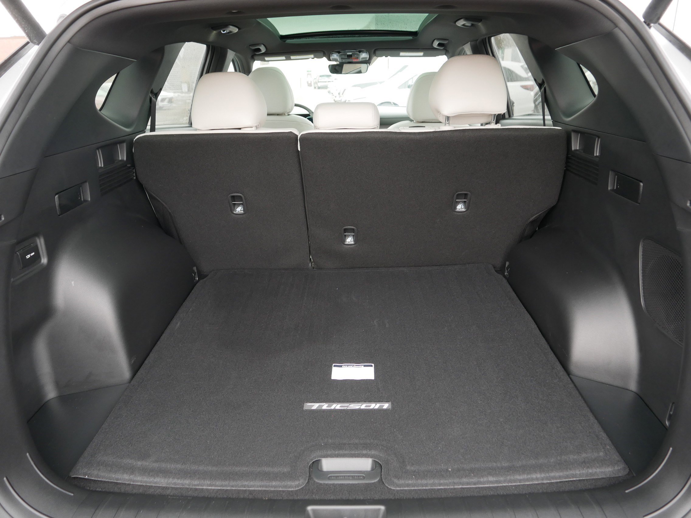 Certified 2025 Hyundai Tucson Limited image 18