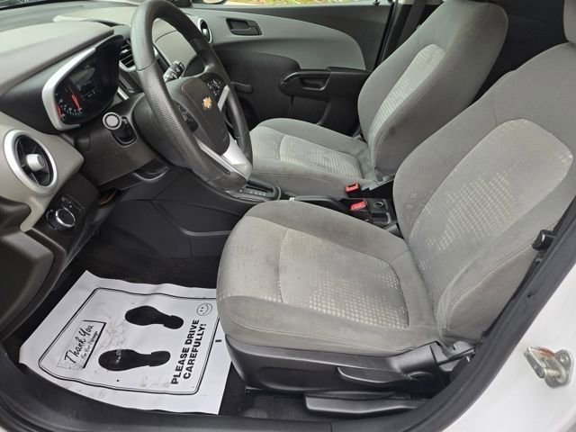 Used 2020 Chevrolet Sonic LT FWD image 18
