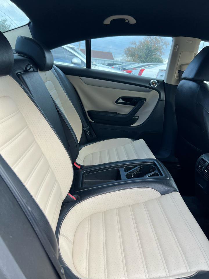 Used 2012 Volkswagen CC Sport image 7