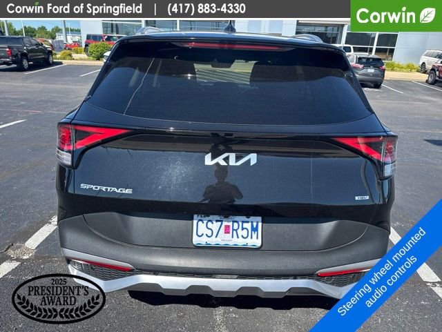 Used 2023 Kia Sportage EX AWD/4WD image 6