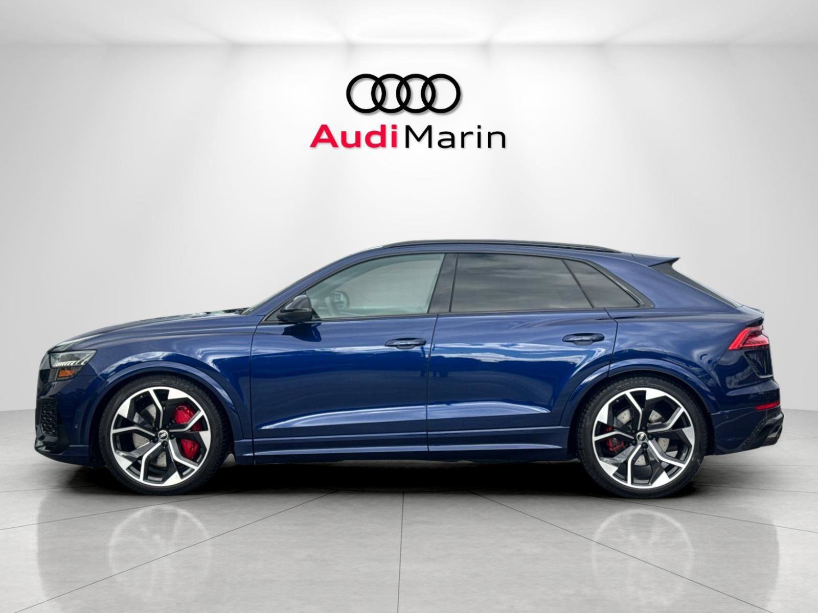 Used 2023 Audi RS Q8 w/ Black Optic Package image 2