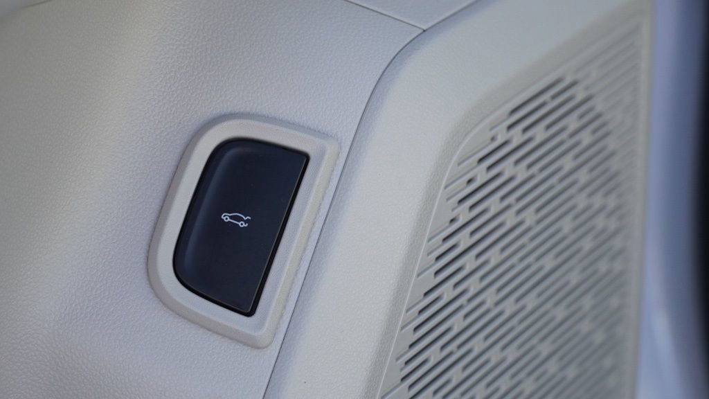 Used 2026 GMC Terrain Denali image 16