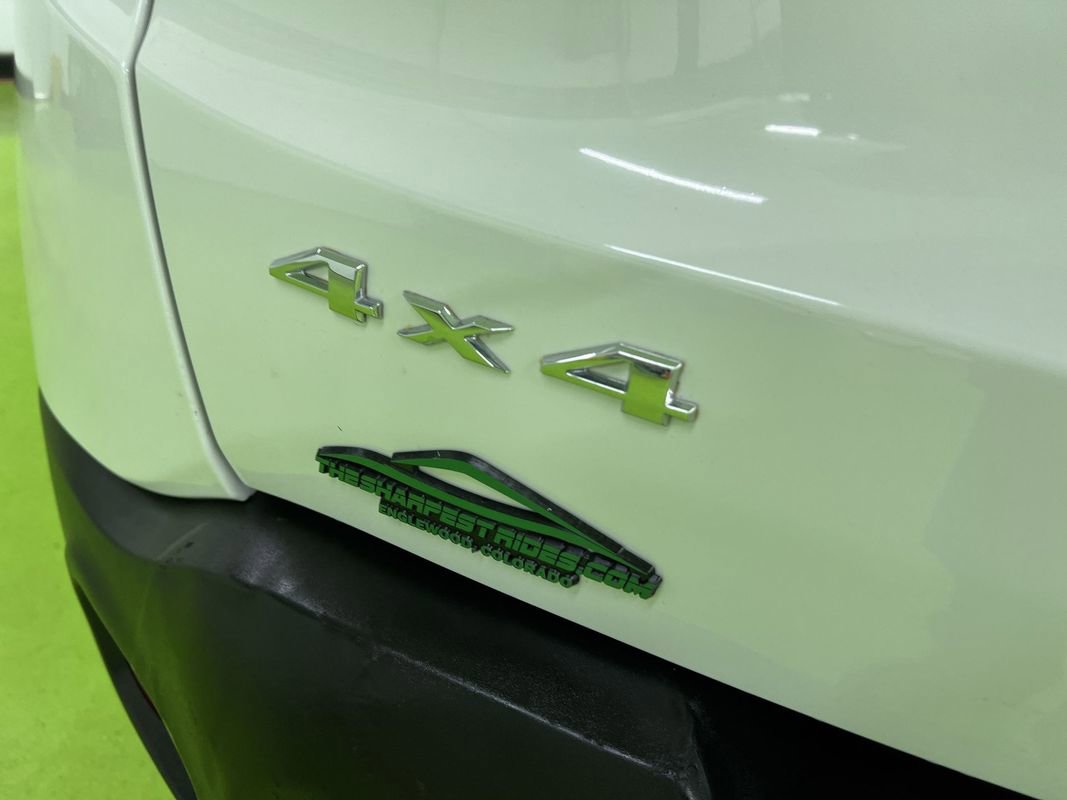 Used 2023 Jeep Renegade Latitude AWD/4WD image 12