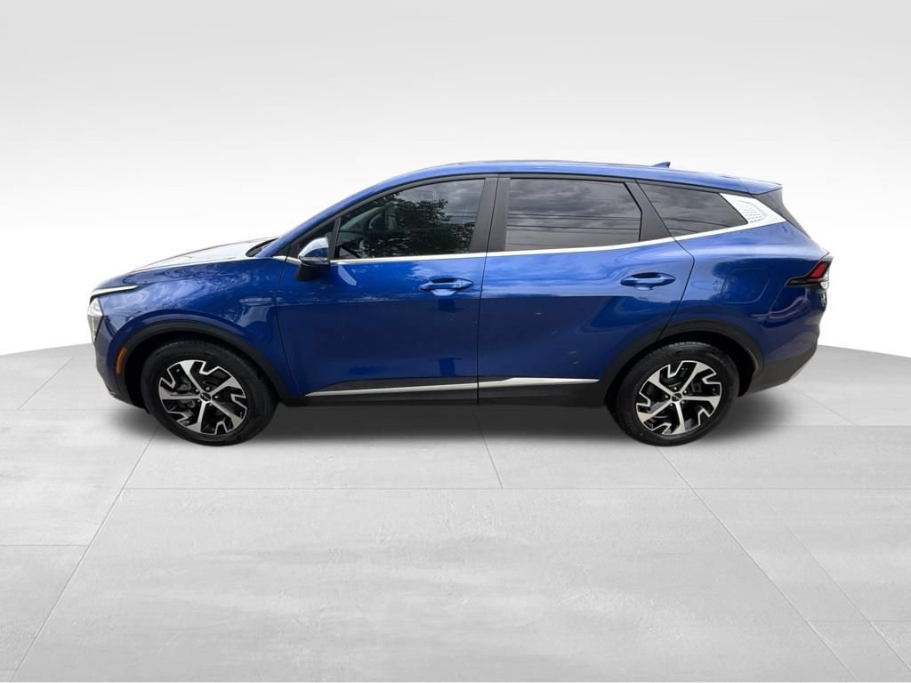 Certified 2023 Kia Sportage EX FWD image 4
