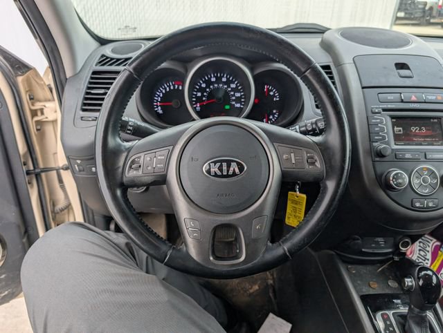 Used 2013 Kia Soul + w/ Audio Pkg image 8