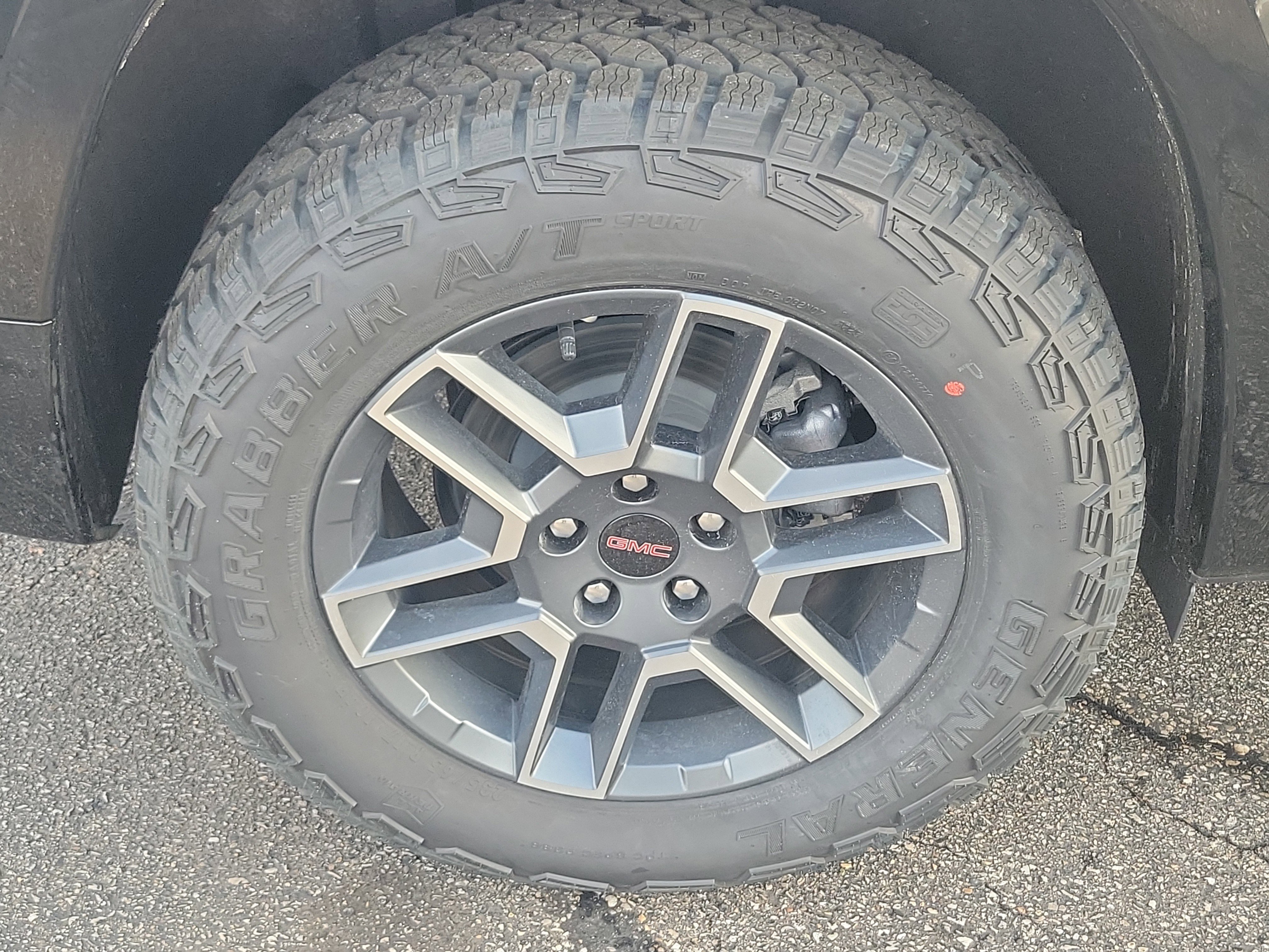 New 2026 GMC Terrain AT4 w/ Convenience Package III image 10