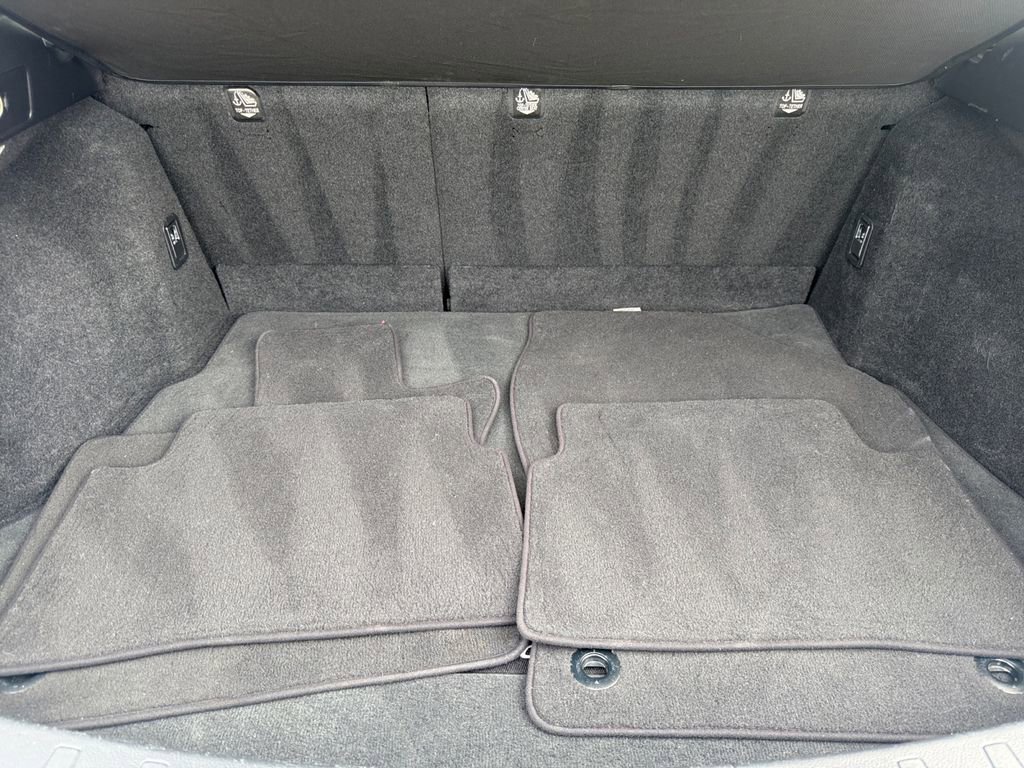 Used 2019 Lexus UX 200 F Sport image 16