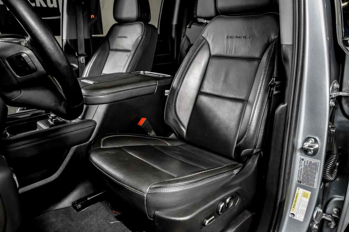 Used 2025 GMC Sierra 3500 Denali w/ Denali Reserve Package AWD/4WD image 31
