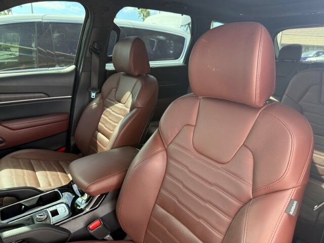 Used 2023 Kia Telluride SX Prestige AWD/4WD image 12