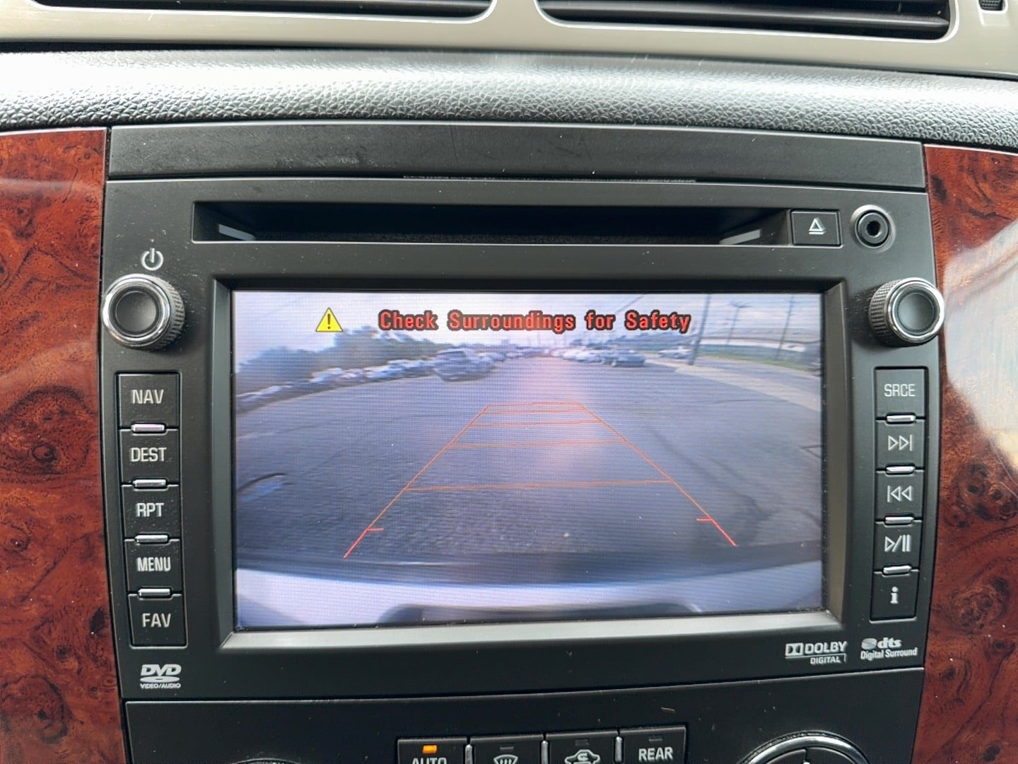 Used 2014 Chevrolet Suburban LTZ AWD/4WD image 35