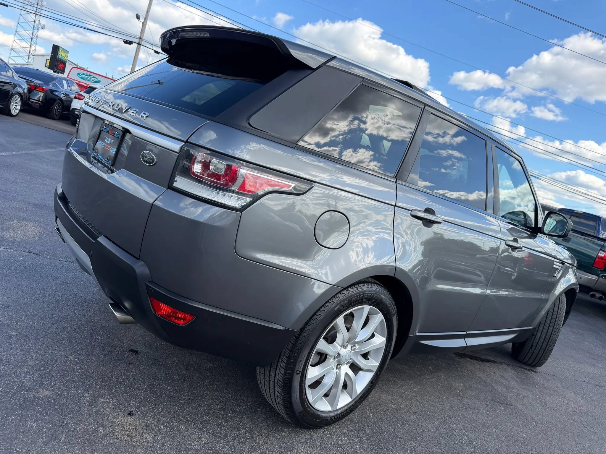 Used 2017 Land Rover Range Rover Sport HSE AWD/4WD image 58