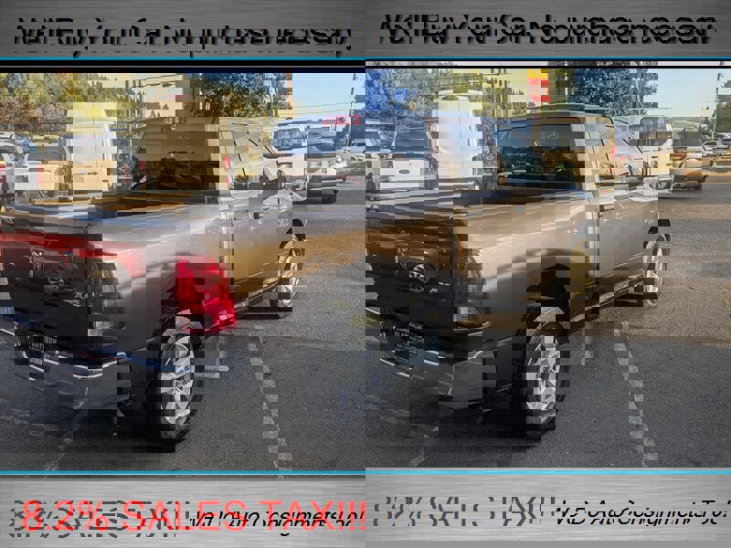 Used 2024 RAM 1500 Classic SLT image 8