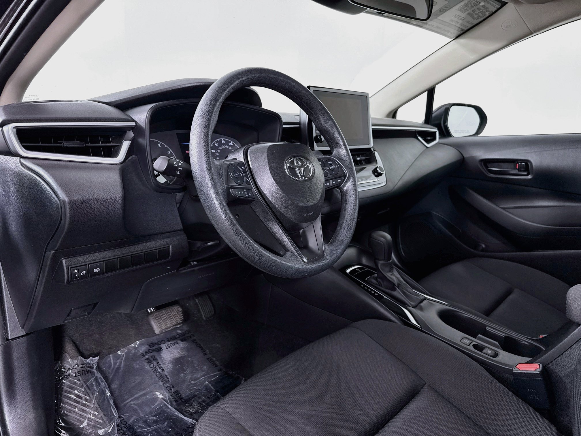 Certified 2024 Toyota Corolla LE FWD image 9