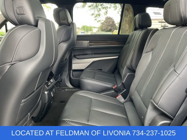 Used 2026 Cadillac Vistiq Sport w/ LPO, Floor Liner Package AWD/4WD image 25
