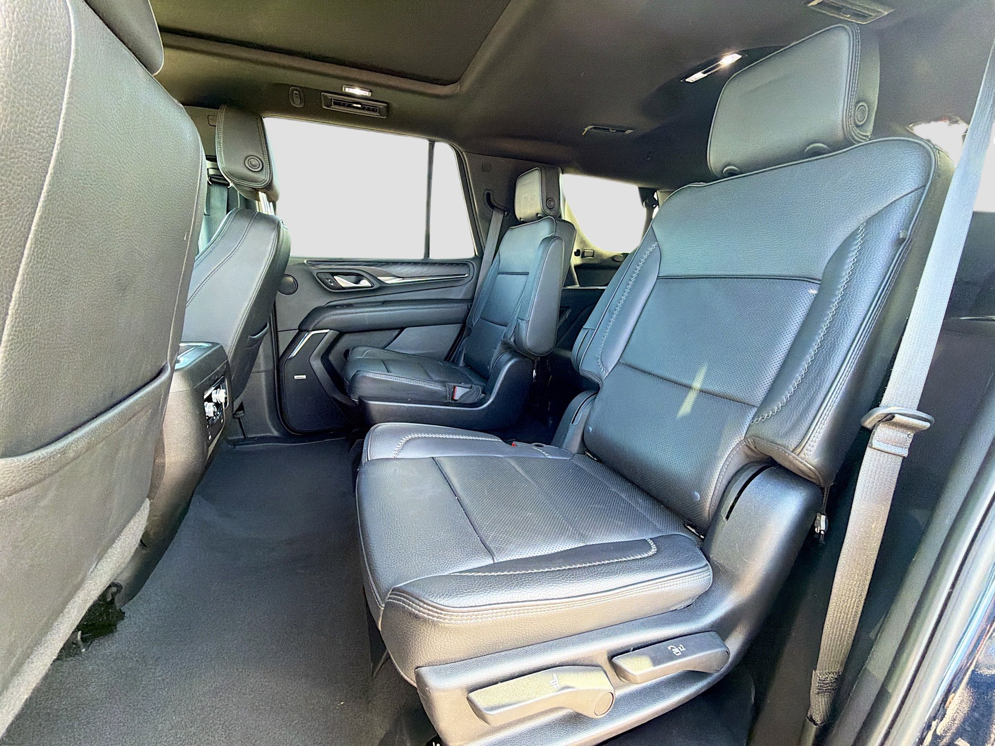 Used 2023 GMC Yukon Denali image 23