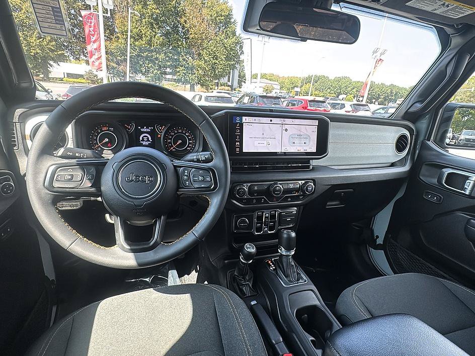 Used 2024 Jeep Wrangler Unlimited Sport AWD/4WD image 37