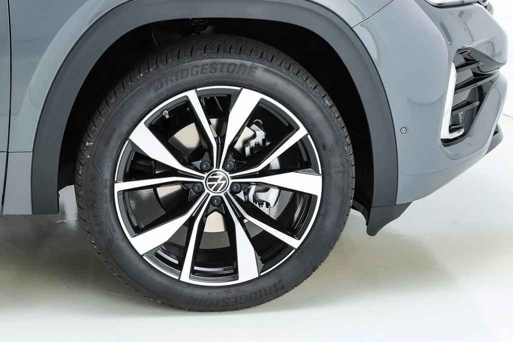 New 2026 Volkswagen Atlas SEL Premium R-Line image 53