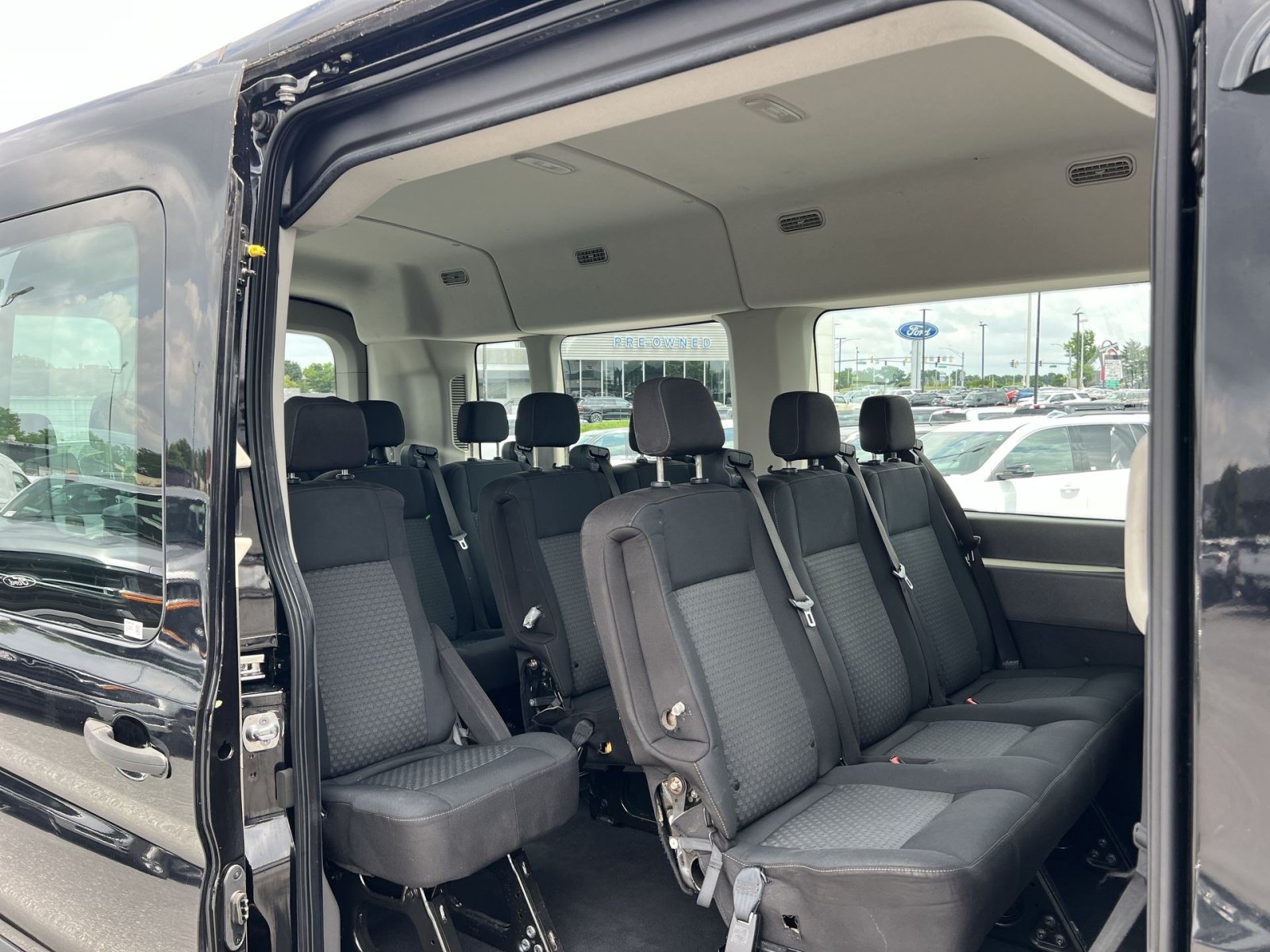 Used 2021 Ford Transit 350 XLT RWD image 22