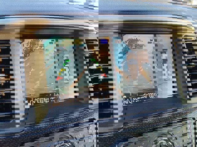 Used 2020 Nissan Pathfinder SL image 25