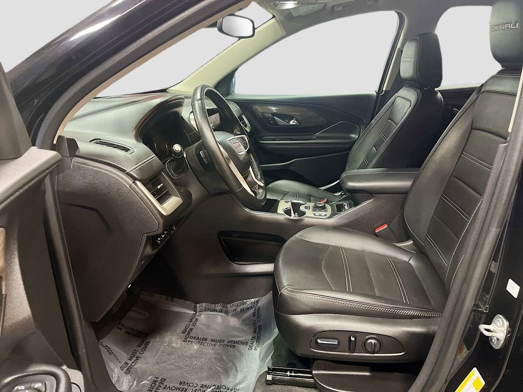 Used 2024 GMC Terrain Denali w/ Denali Premium Package image 22