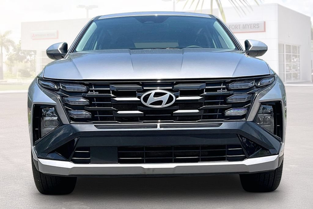 Used 2025 Hyundai Tucson SE FWD image 23