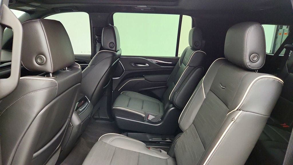 Used 2023 Cadillac Escalade ESV Sport w/ Touring Package AWD/4WD image 21