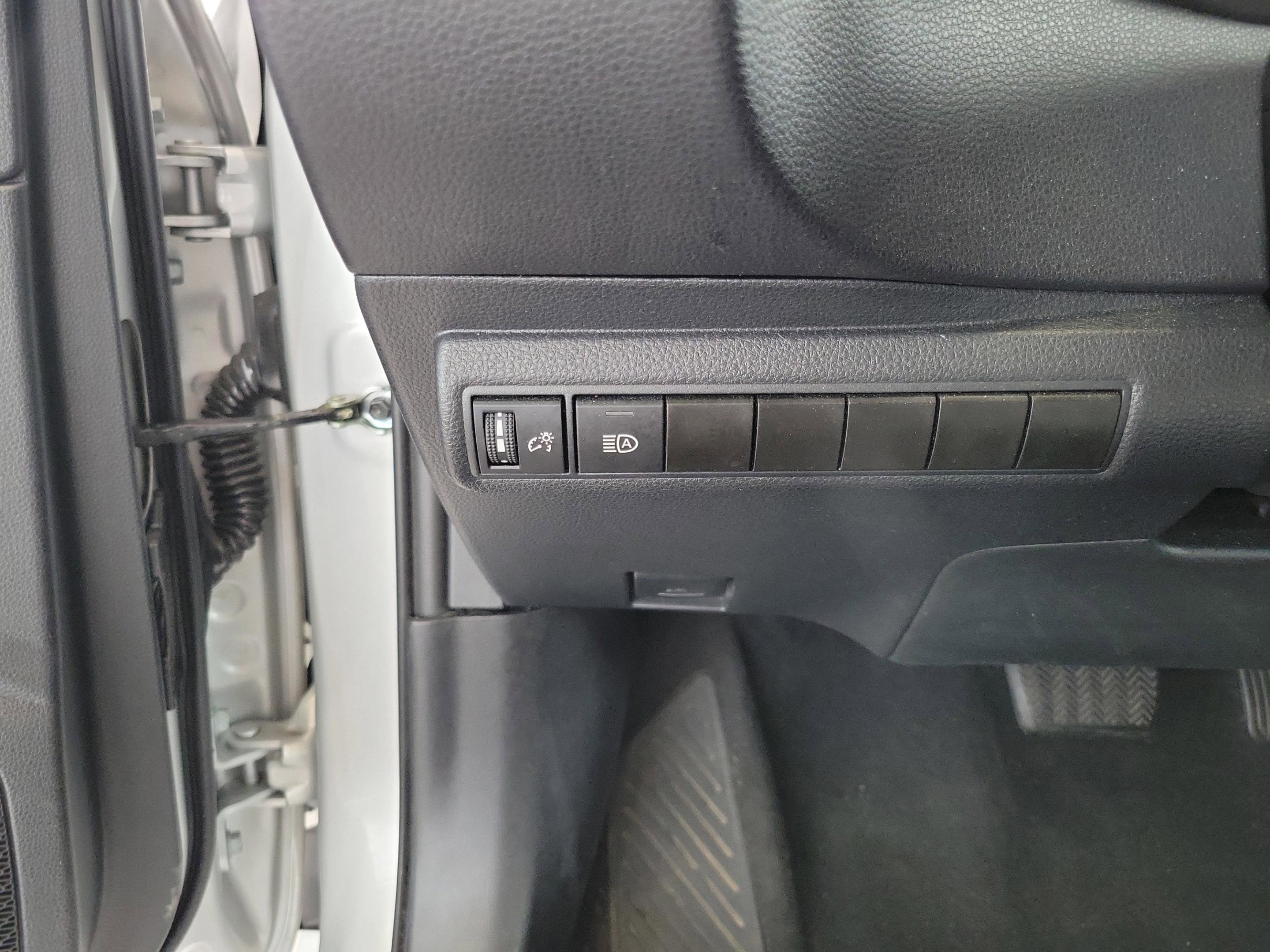 Used 2024 Toyota Corolla LE image 17