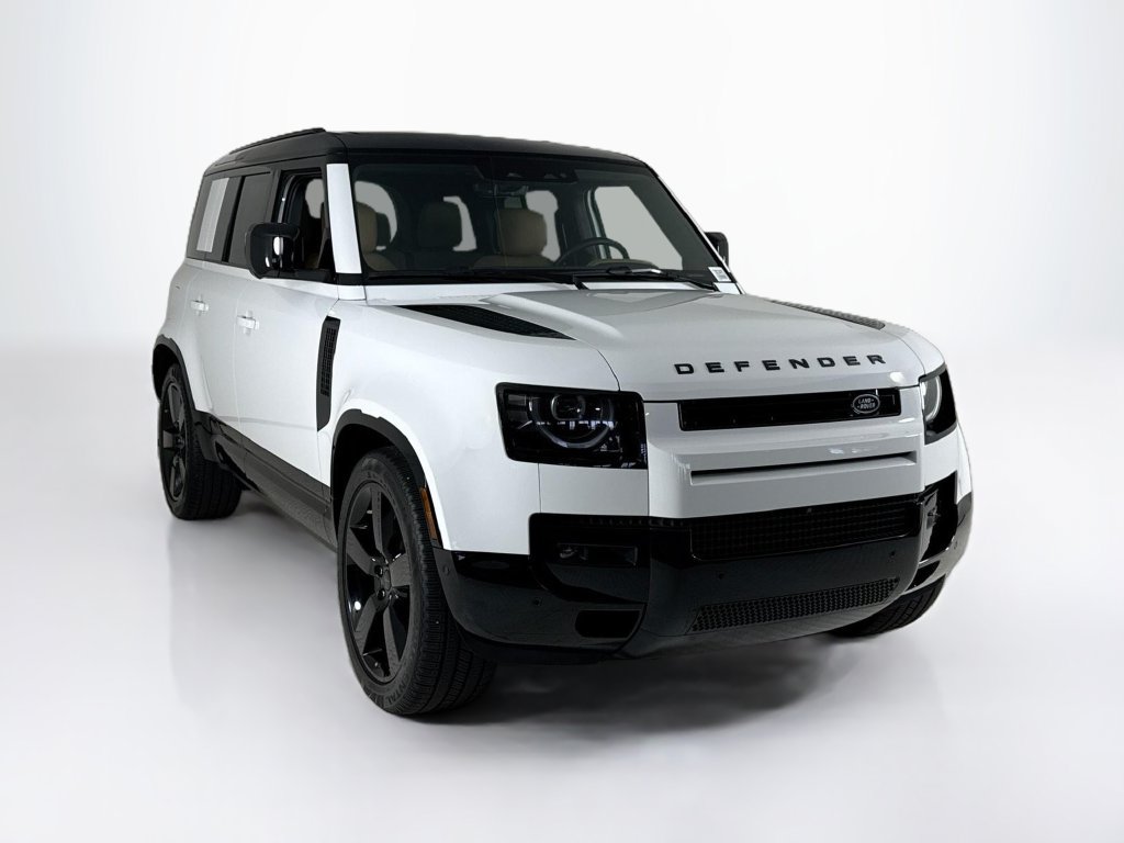 Used 2026 Land Rover Defender 110 X-Dynamic SE AWD/4WD image 7