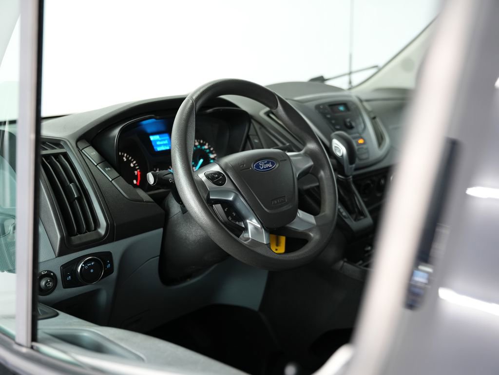 Used 2018 Ford Transit 250 148 Medium Roof RWD image 6