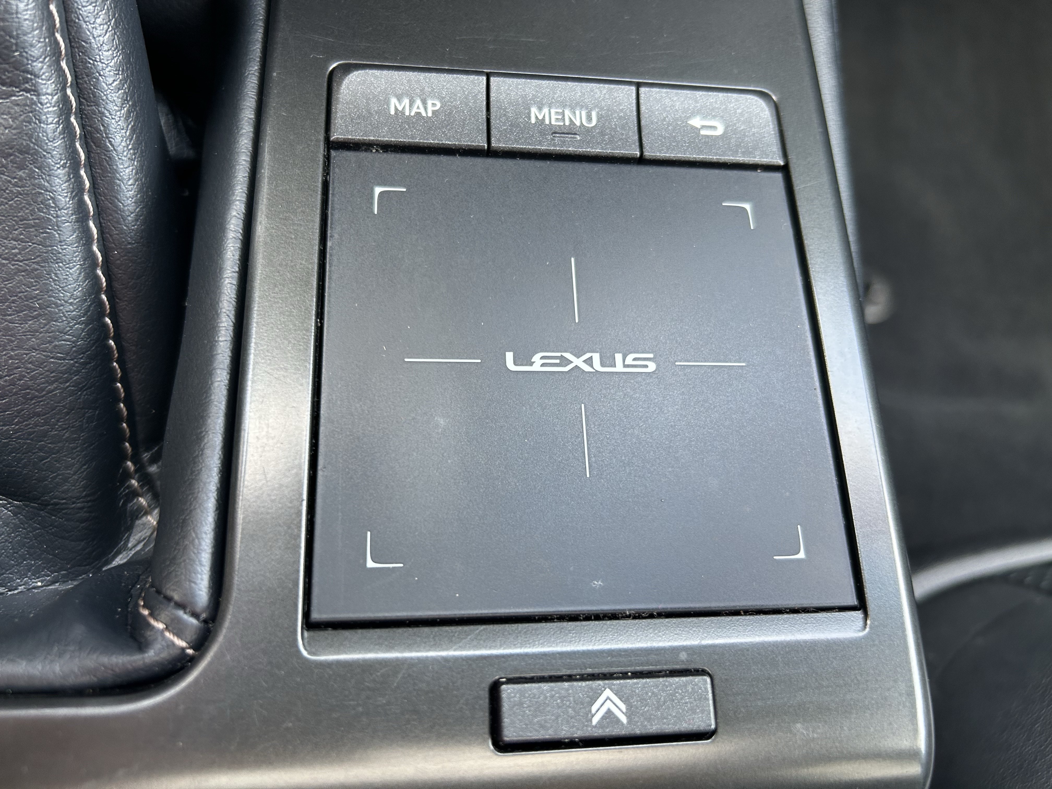 Used 2023 Lexus GX 460 Luxury w/ Sport Design Package AWD/4WD image 35