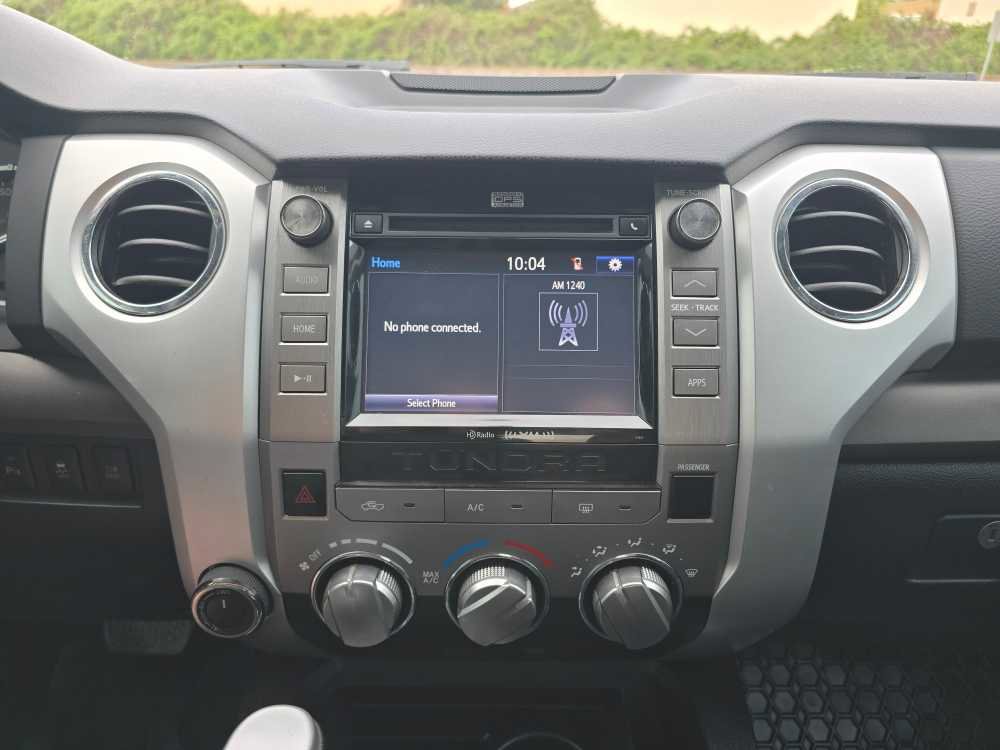 Used 2014 Toyota Tundra SR5 AWD/4WD image 12