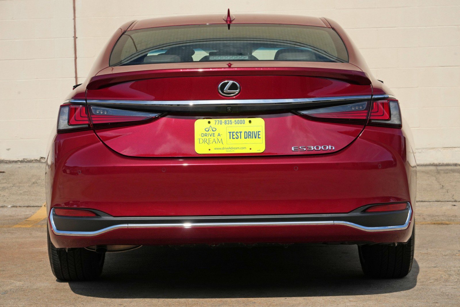Used 2025 Lexus ES 300h w/ Premium Package FWD image 11