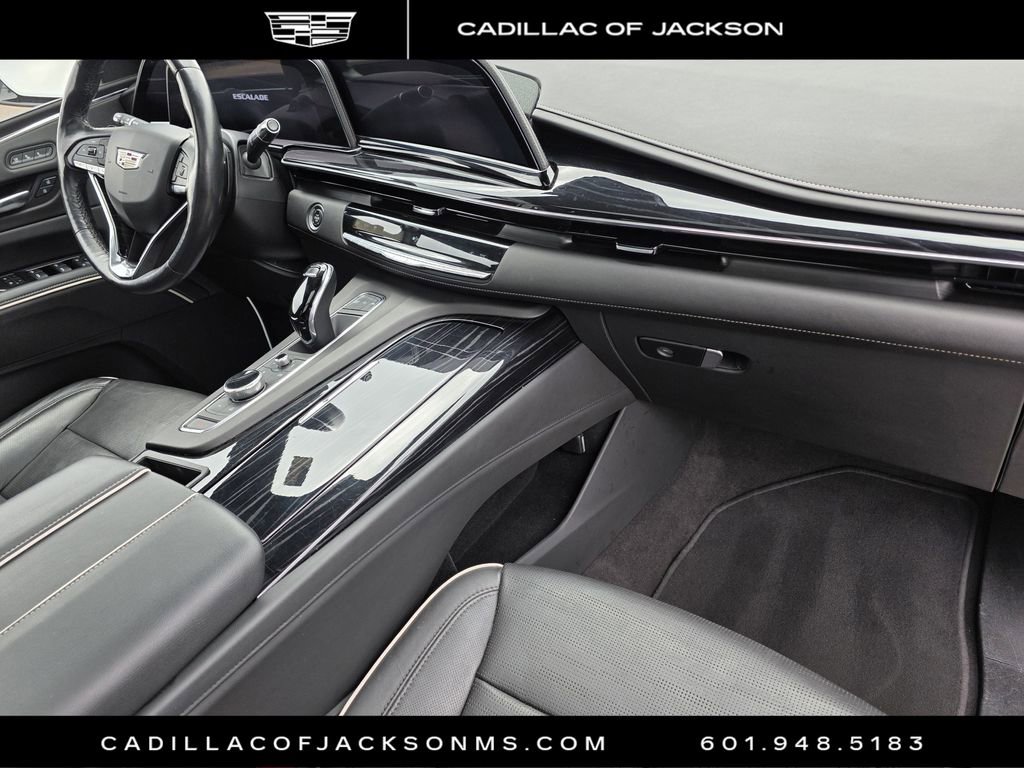 Used 2023 Cadillac Escalade Sport image 6