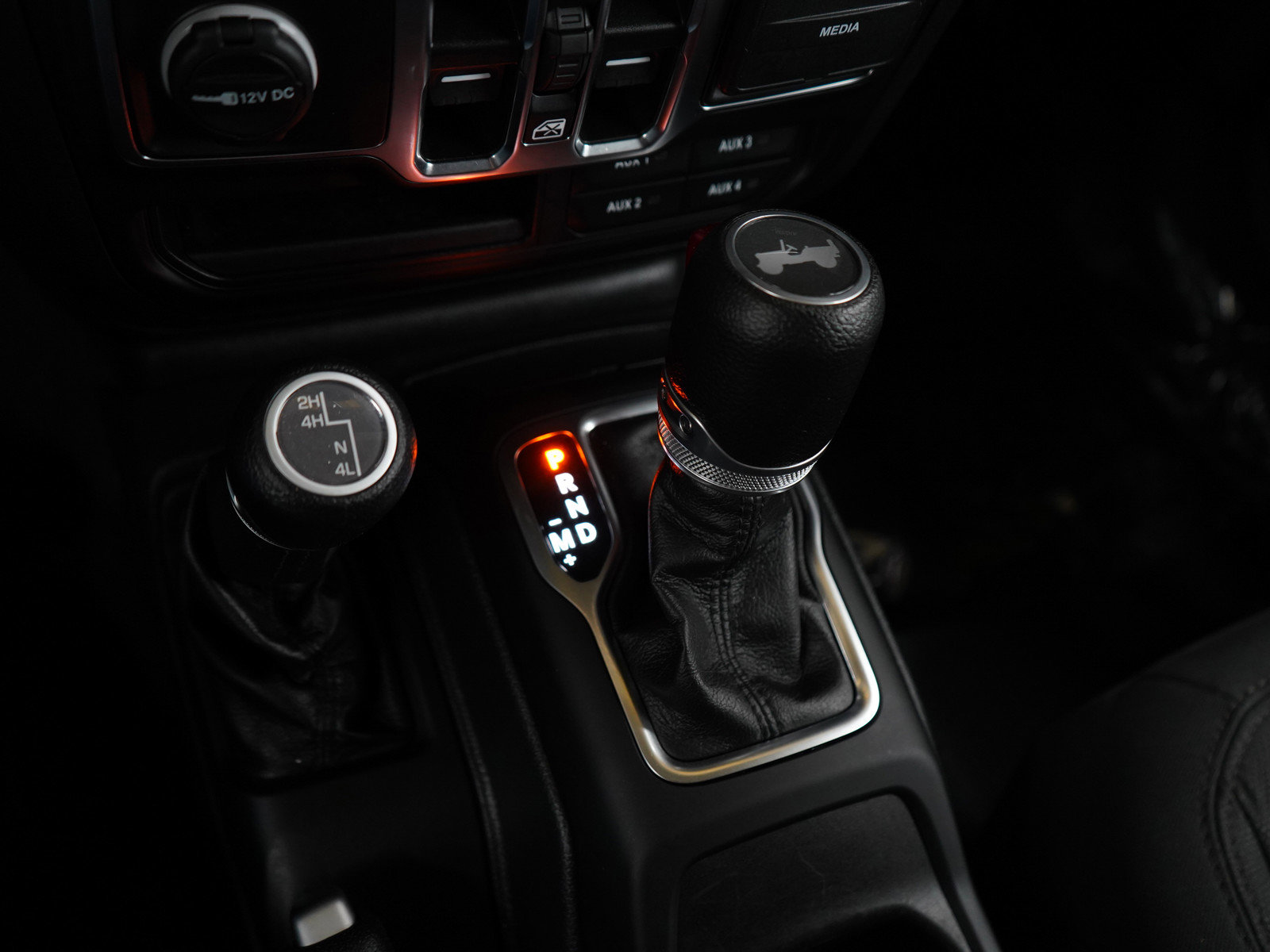 Used 2023 Jeep Wrangler Sport S AWD/4WD image 24