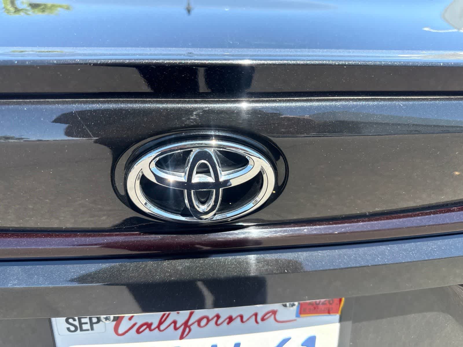 Used 2022 Toyota Corolla SE FWD image 13