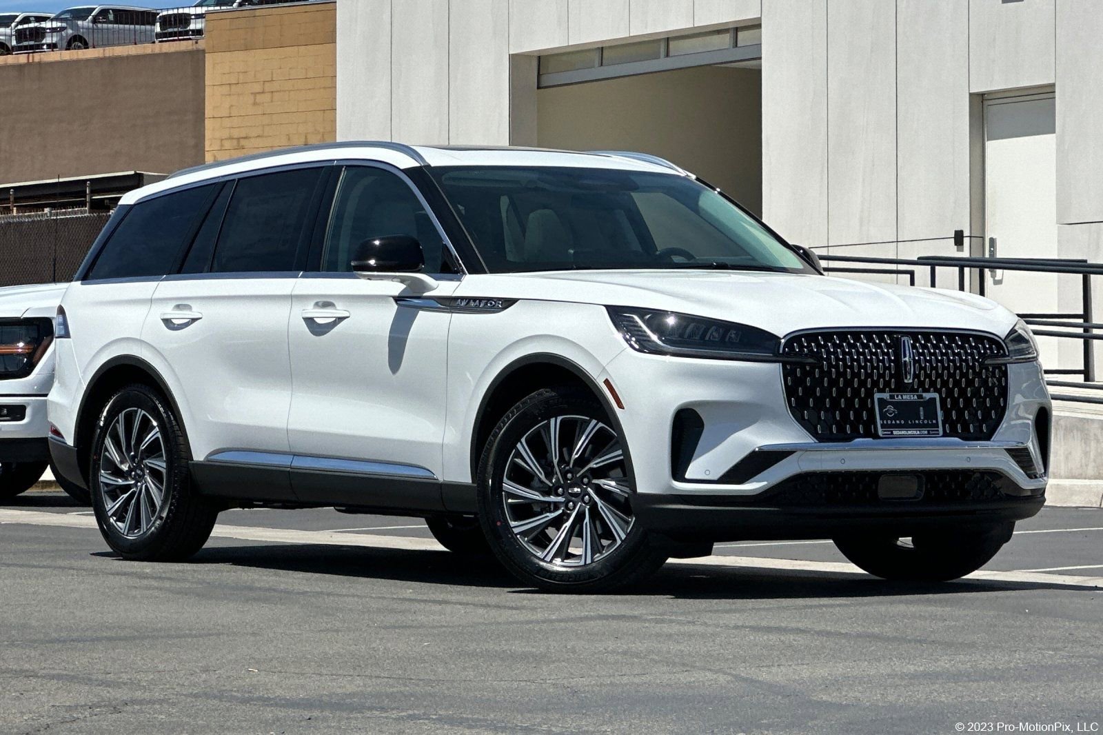 New 2026 Lincoln Aviator 2WD