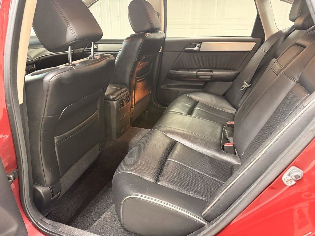 Used 2007 INFINITI M45 Sport w/ Technology Pkg RWD image 30