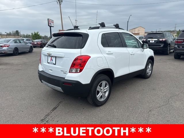 Used 2016 Chevrolet Trax LT w/ LT Convenience Package AWD/4WD image 3