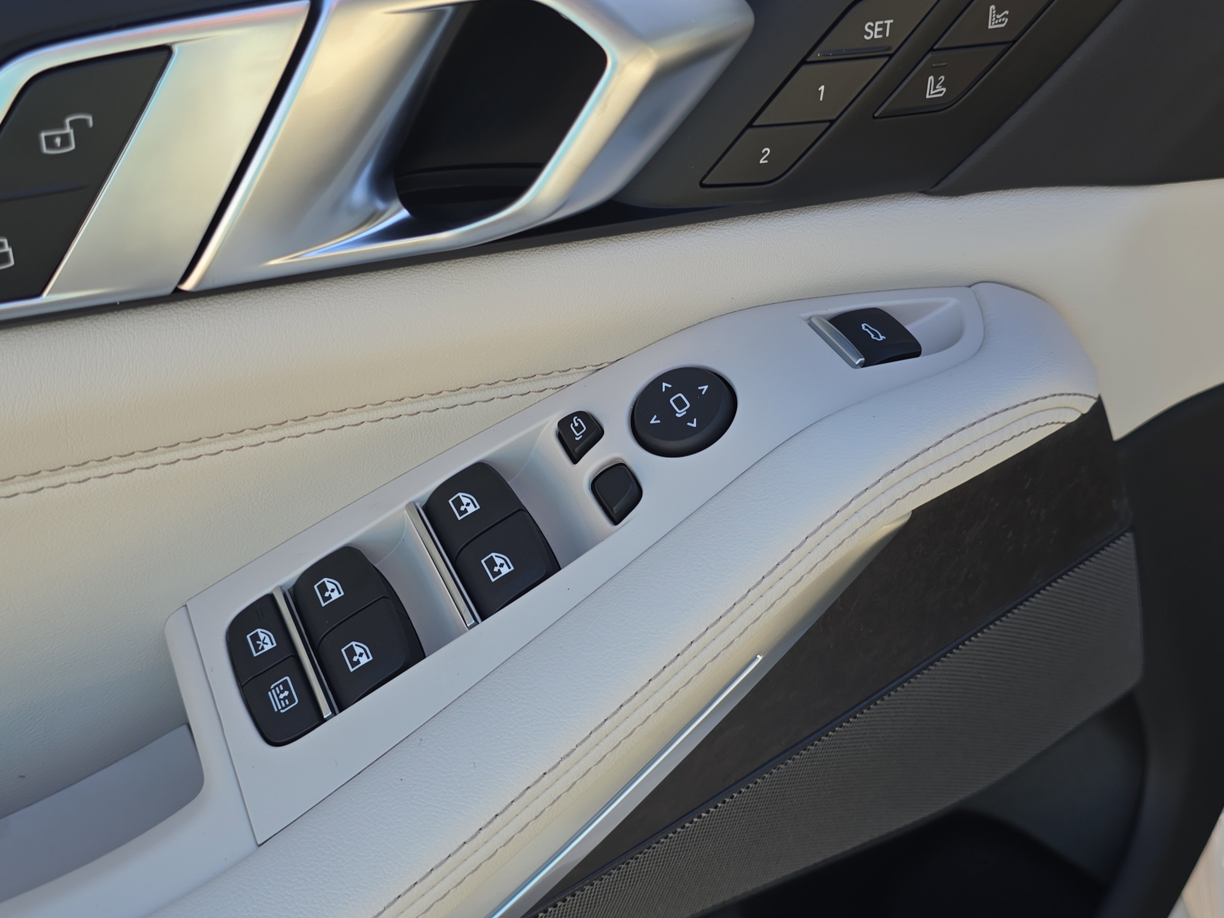 New 2026 BMW X7 M60i image 22