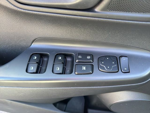 Used 2018 Hyundai Kona SE image 16