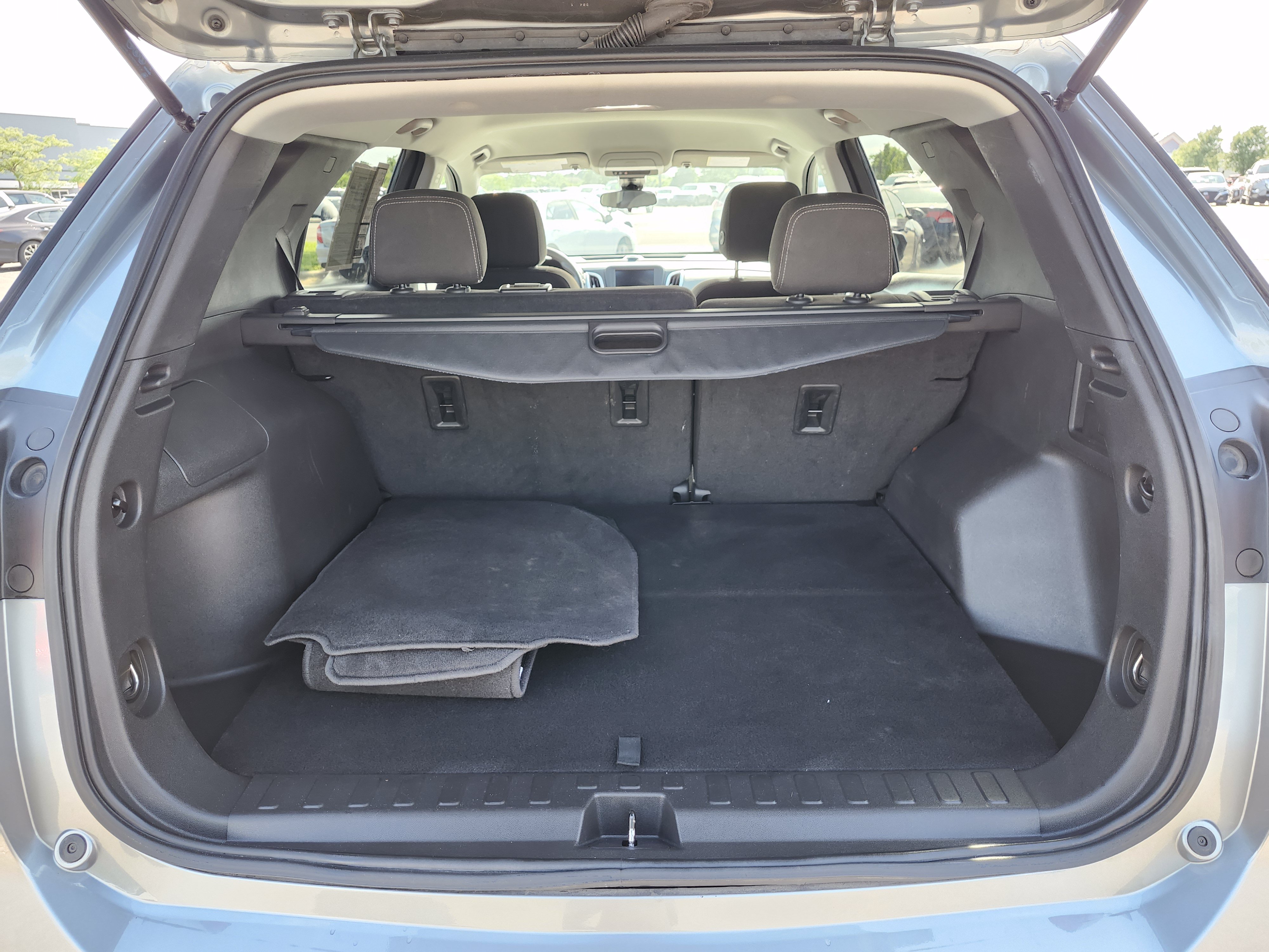 Used 2023 Chevrolet Equinox LT FWD image 21