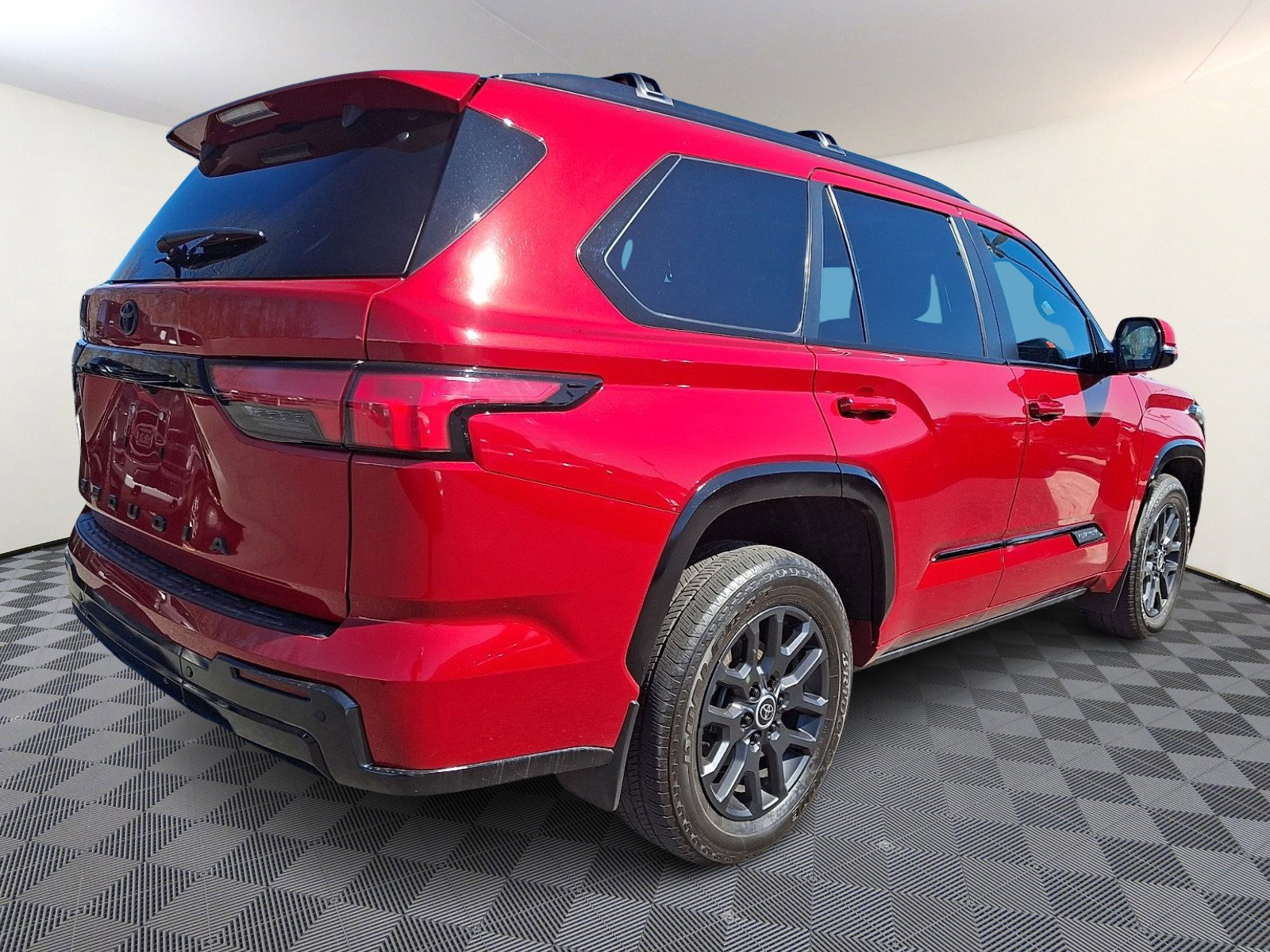 Certified 2024 Toyota Sequoia Platinum AWD/4WD image 6