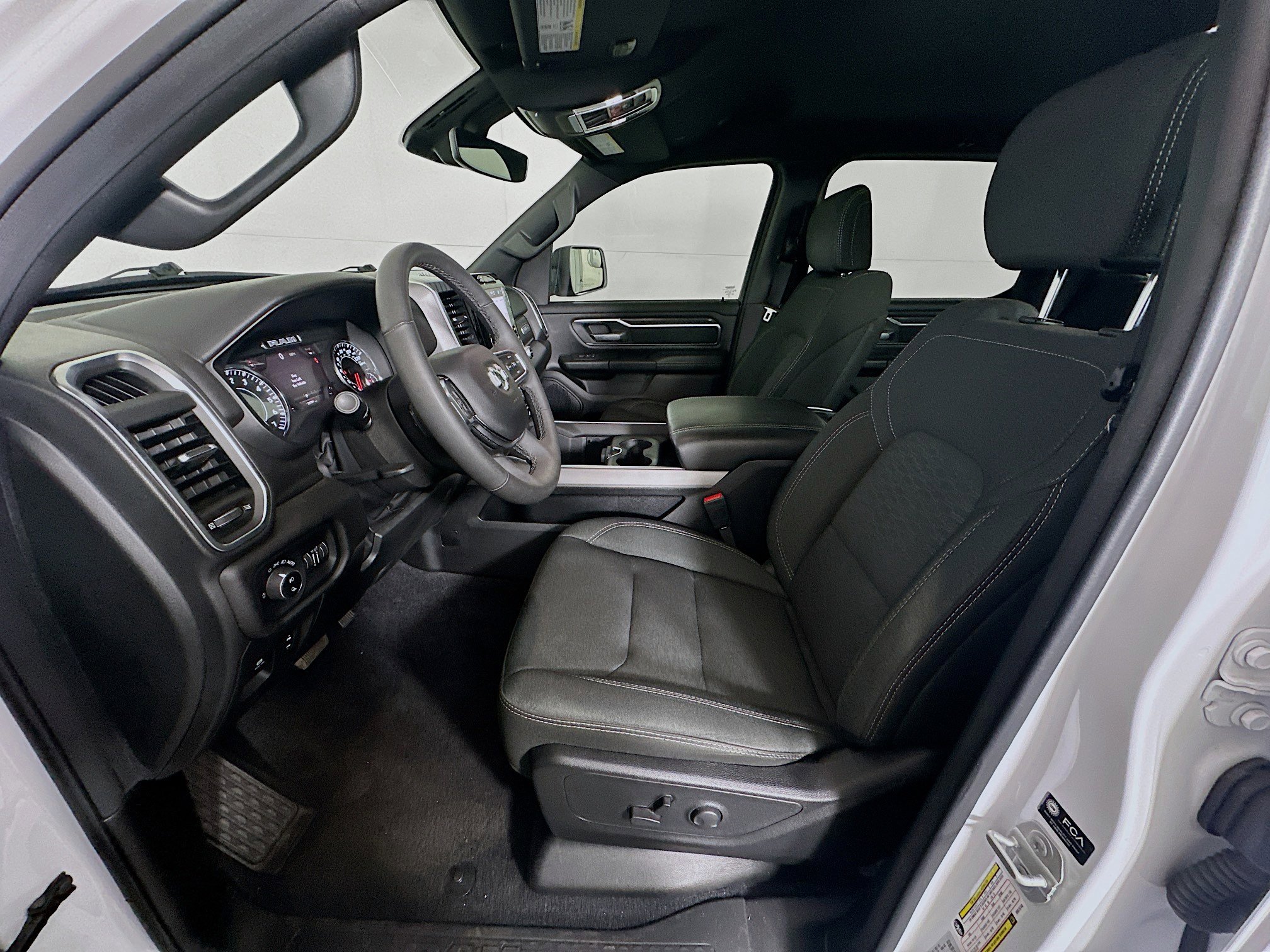 Used 2025 RAM 1500 Big Horn image 13