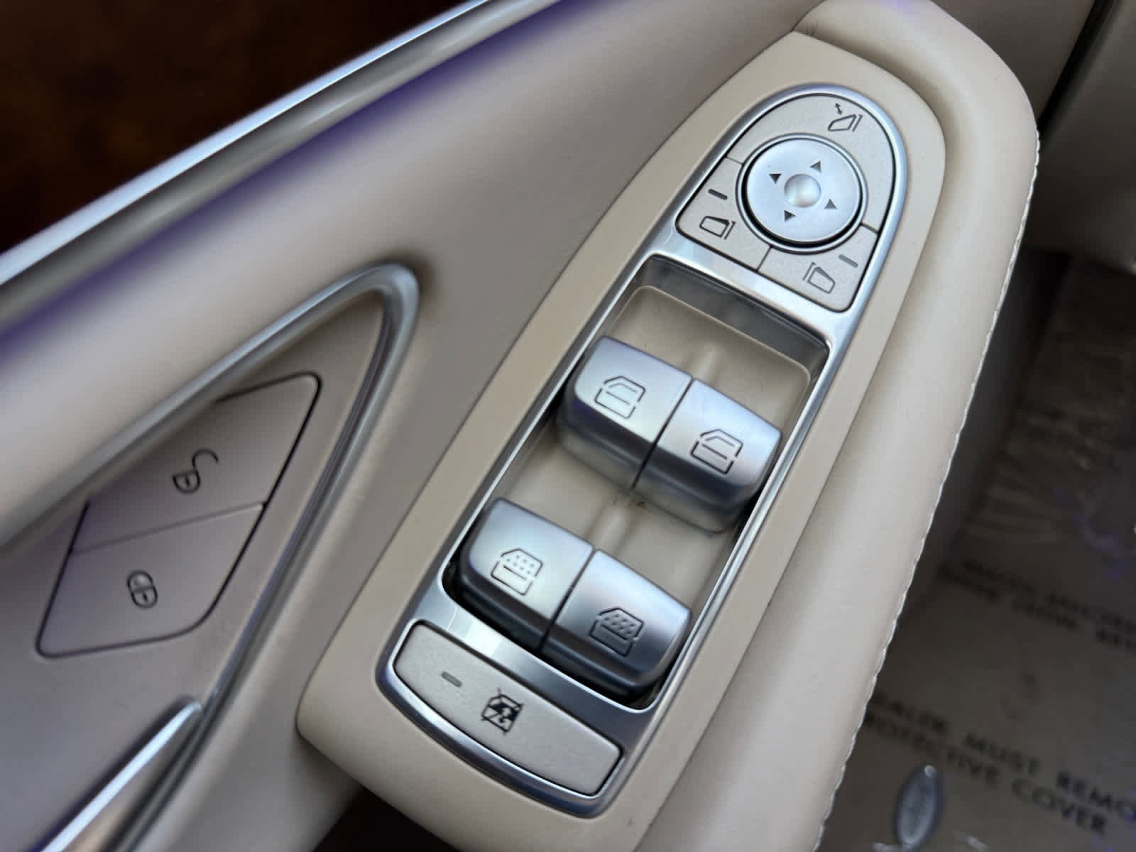 Used 2016 Mercedes-Benz S 550 4MATIC Sedan image 27