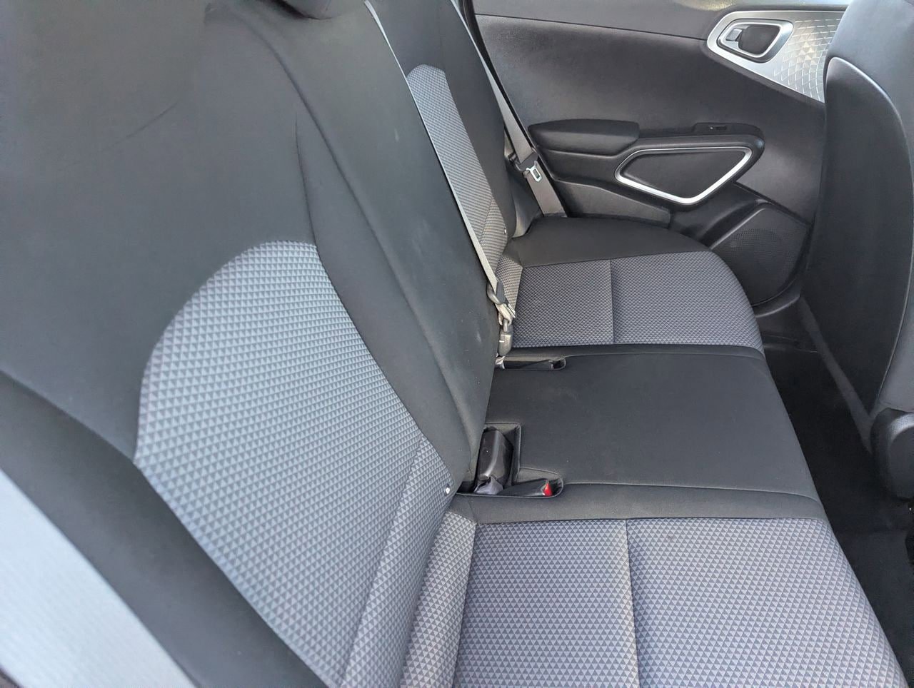 Used 2023 Kia Soul S FWD image 13