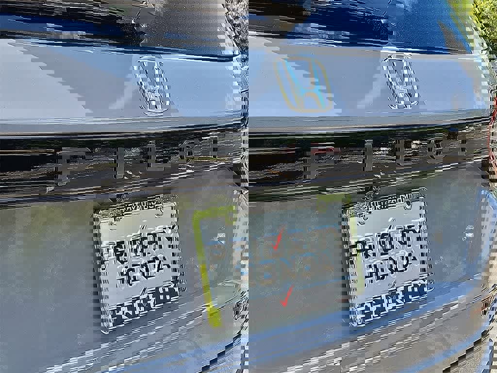 New 2025 Honda Pilot TrailSport image 6