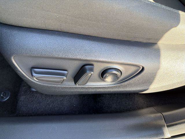 Certified 2025 Toyota RAV4 XLE FWD image 27