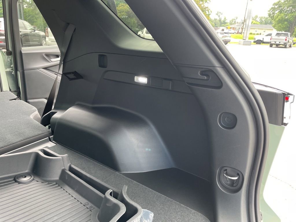 New 2026 Chevrolet Equinox LT w/ Safety and Technology Package image 89