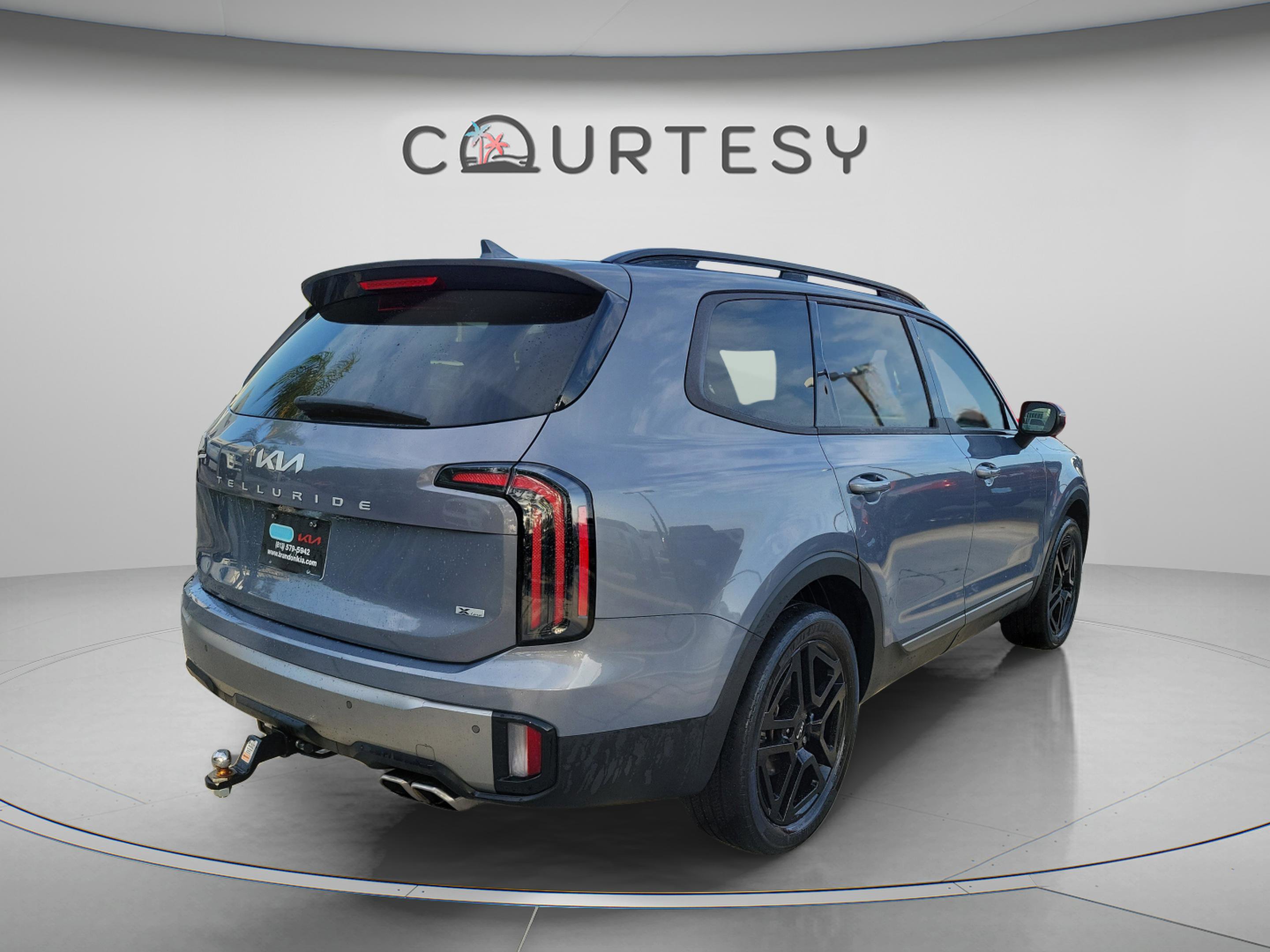 Used 2023 Kia Telluride EX X-Line AWD/4WD image 3